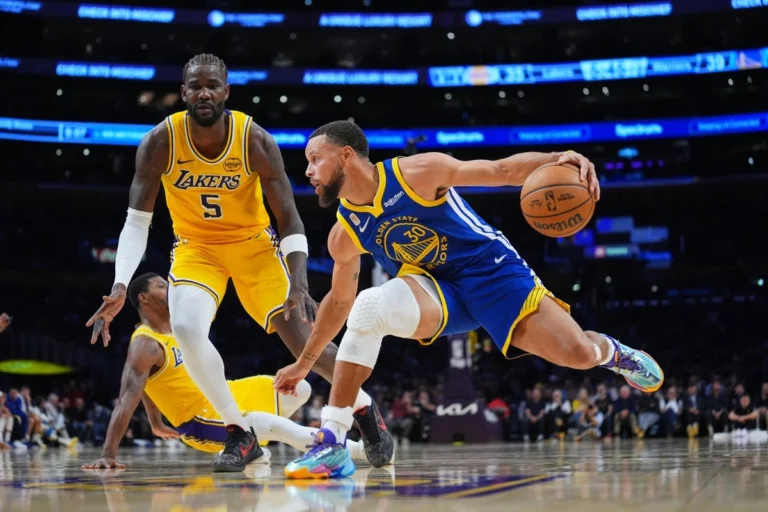 golden-state-vence-a-lakers-en-arranque-de-temporada-de-la-nba_9c81f63d-1c56-4876-aa34-4a56dd26cd49_medialjnimgndimage=fullsize