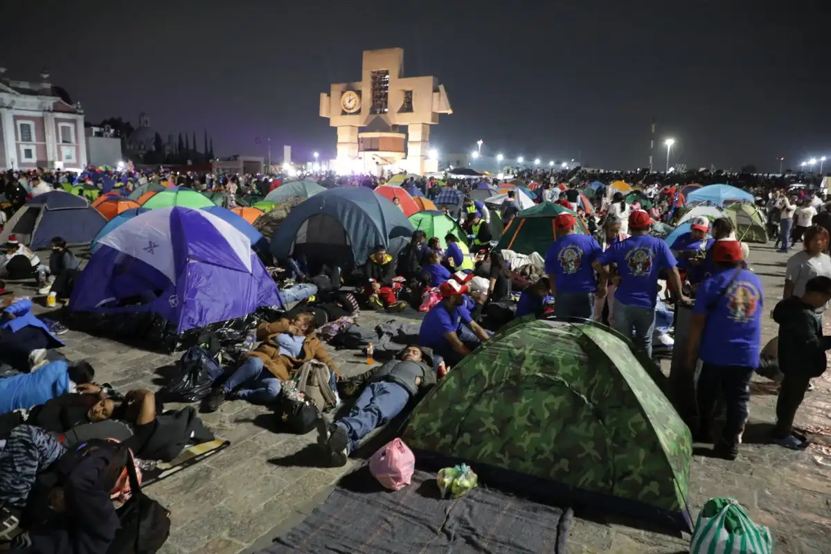 hasta-anoche-habian-acudido-a-la-basilica-de-guadalupe-9-millones-de-feligreses-gam_91bb0418-5397-47f1-8ef4-a6274fb27179_media