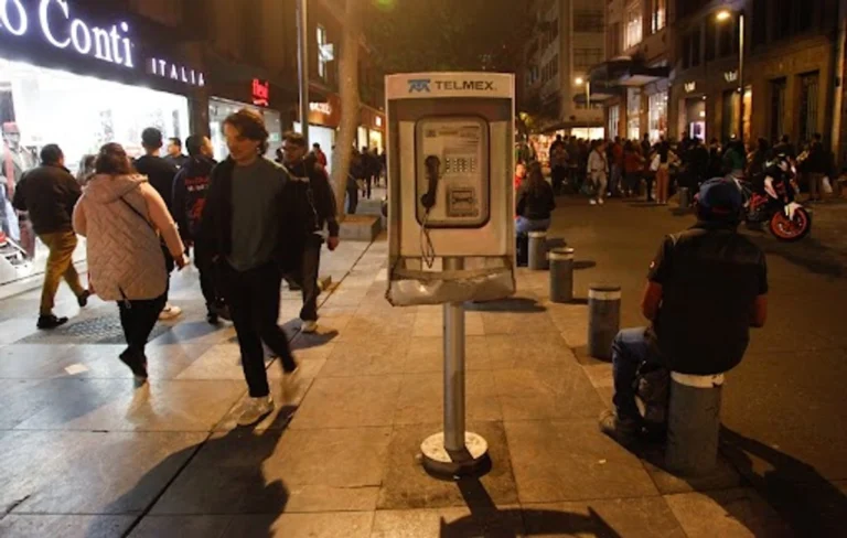 telmex-no-puede-retirar-telefonos-publicos-que-funcionaban-con-tarjeta_d1ac9488-2427-4e17-92e8-18df5e8c3a1a_medialjnimgndimage=fullsize