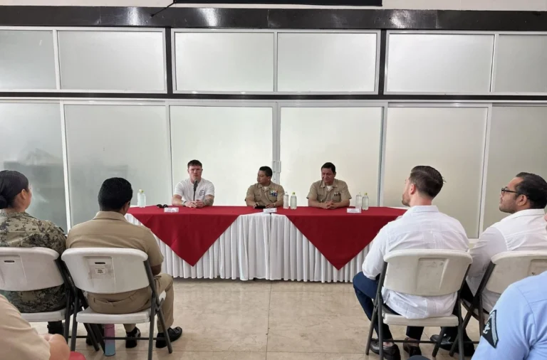 canelo-alvarez-imparte-platica-motivacional-a-personal-de-semar-en-la-sexta-region-naval_b083fee7-030c-445b-93cb-d73aaaafb48b_medialjnimgndimage=fullsize