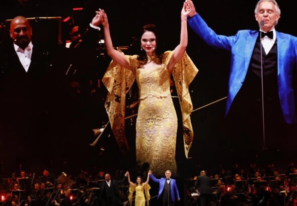 andrea-bocelli-cimbro-la-plancha-del-zocalo-con-el-canto-operistico-la-cumbia-y-el-pop_2b9d9aba-4cb2-4ef7-bdca-c979ceed92a8_medialjnimgndimage=fullsize