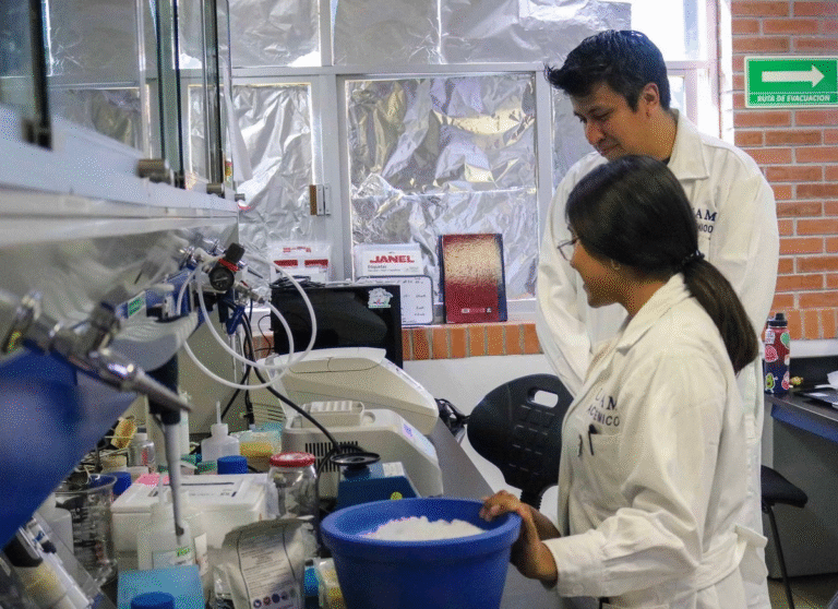 investigador-de-unam-aplica-citometria-de-flujo-para-diagnosticar-enfermedades-raras-que-atacan-a-los-musculos_1bcc538d-30ef-4a99-b193-cdad20f1fc55_medialjnimgndimage=fullsize