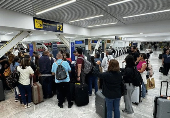 registra-el-aicm-largas-filas-por-alta-afluencia-en-semana-santa_fead92b0-18a7-422e-bb76-37d93095dec6_media