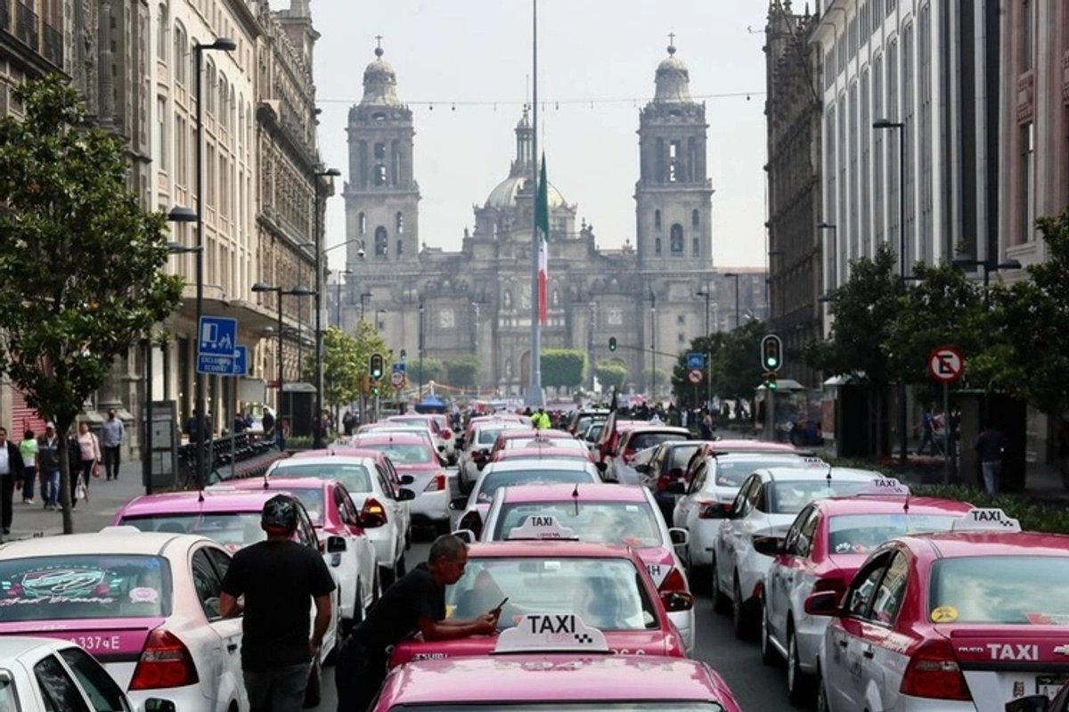 se-contraponen-la-ley-de-movilidad-y-el-sistema-en-linea-de-la-revista-para-taxis_e788be61-759b-42ec-80d9-2919f966931d_medialjnimgndimage=fullsize (1)
