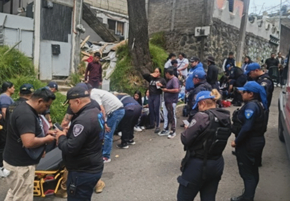 vuelca-transporte-escolar-en-cuajimalpa-15-estudiantes-resultan-lesionados_d9c9ec94-0adc-4ddf-b990-ea6008e86e0b_medialjnimgndimage=fullsize