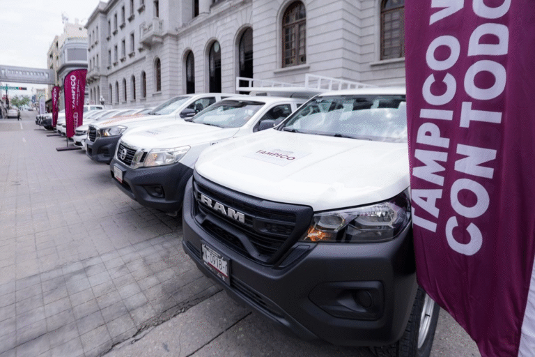 gobierno-de-tampico-equipa-a-dependencias-con-adquisicion-de-84-vehiculos-propios_6275906f-b5f4-4f6f-822d-9fcfdb3a767f_medialjnimgndimage=fullsize