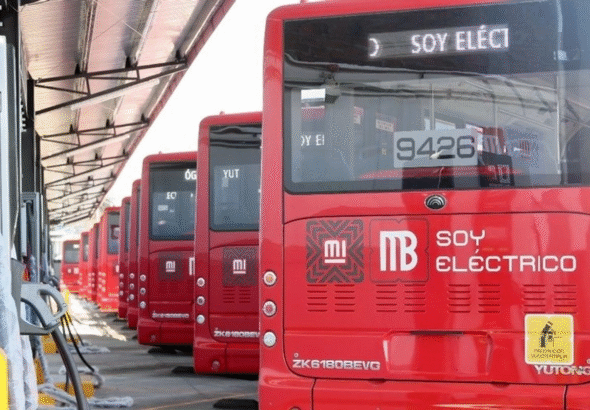 hombre-muere-en-unidad-del-metrobus-en-cdmx-cierran-estacion-escuadron-201_6e32c8b4-7f4b-4156-8ab1-a