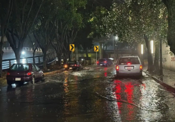 se-registran-fuertes-lluvias-en-nueve-demarcaciones-de-la-cdmx_0532b10b-9ee4-4d0d-8a4b-9418f869d7a7_medialjnimgndimage=fullsize