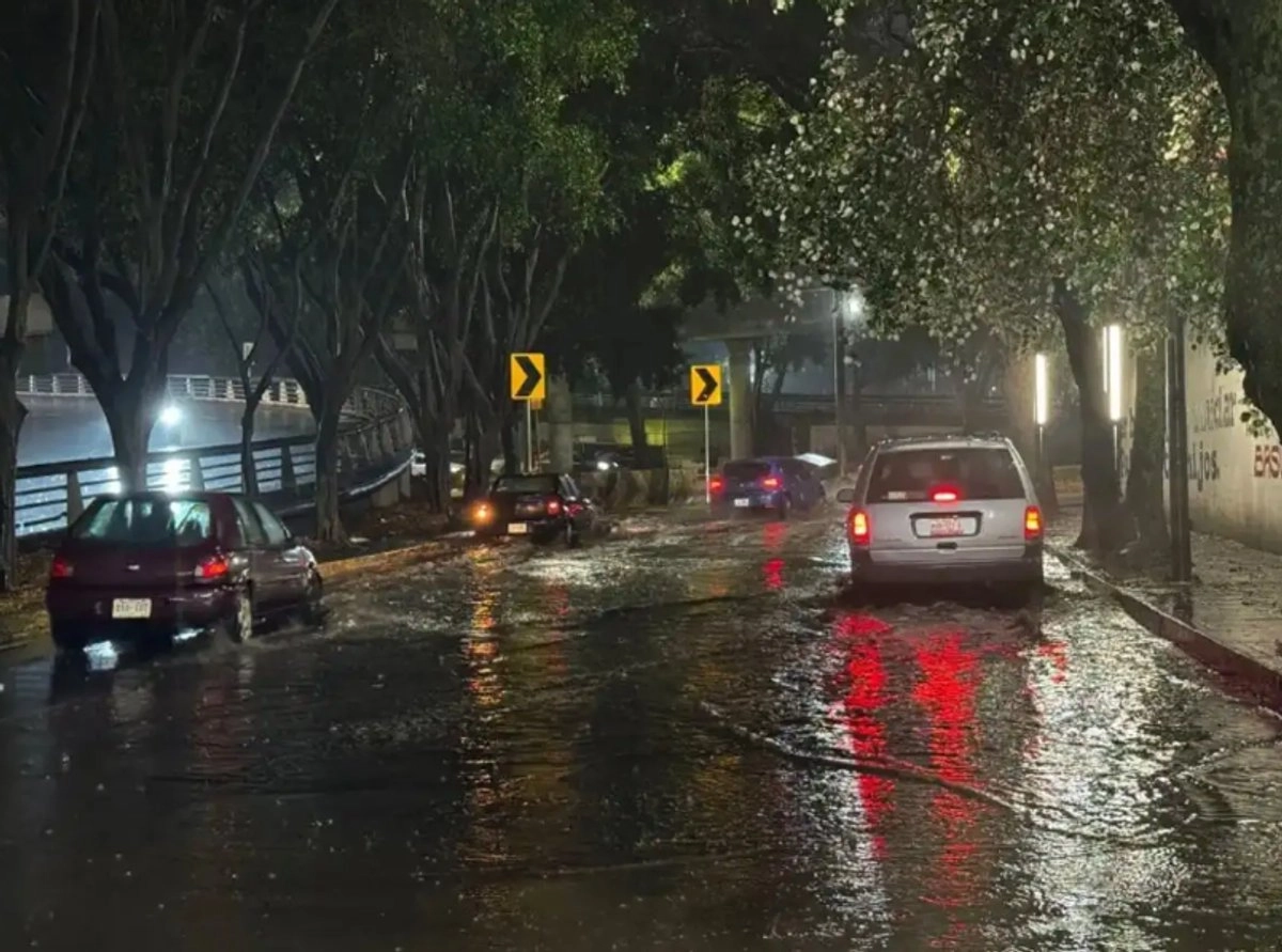 se-registran-fuertes-lluvias-en-nueve-demarcaciones-de-la-cdmx_0532b10b-9ee4-4d0d-8a4b-9418f869d7a7_medialjnimgndimage=fullsize