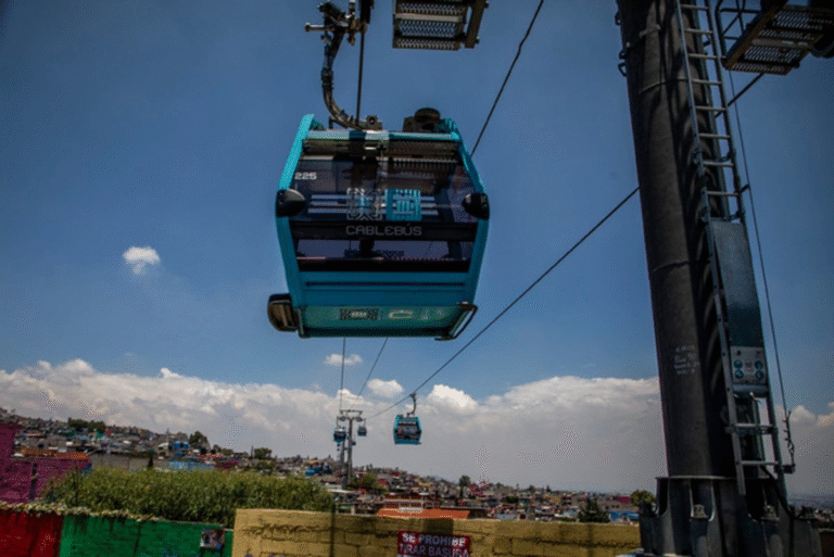 suspenden-servicio-en-la-linea-3-del-cablebus-por-tomenta-electrica_c011a432-2bea-4b12-991f-db443c367f91_medialjnimgndimage=fullsize