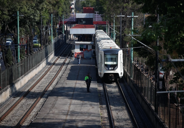 tren-ligero-reanuda-su-servicio-total-tras-falla-en-la-subestacion-electrica-el-vergel_6213fb36-d371