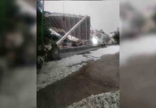 cdmx-granizo-tira-techados-y-suspenden-el-cablebus_4297621b-9f09-45dc-8406-412749144ccf_medialjnimgndimage=fullsize