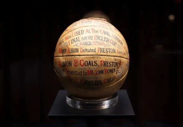 objetos-de-leyenda-en-el-museo-jumex-revive-con-piezas-iconicas-hitos-del-futbol_a5493872-ef14-45ce-89ef-18d164a4d22e_media