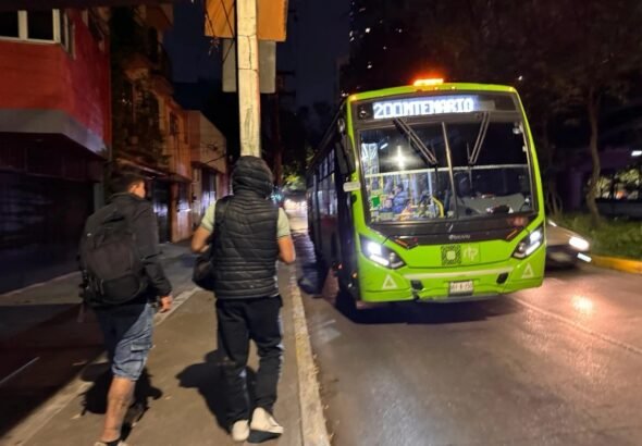 aunque-con-largas-demoras-el-nochebus-sigue-sien