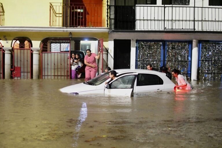 veracruz-fuertes-lluvias-provocan-inundaciones-y