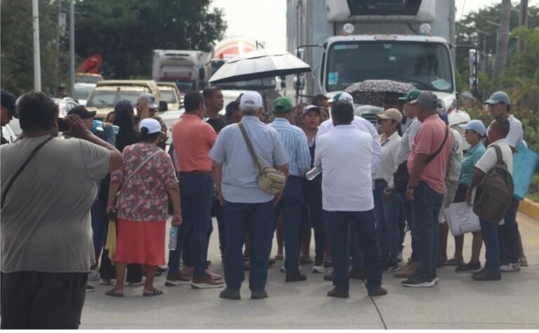 guerrero-protestan-en-acapulco-para-exigir-repar