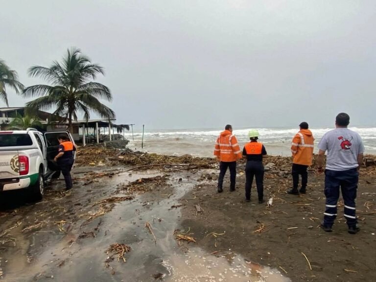 huracan-simon-pc-llama-a-suspender-movilidad-en-